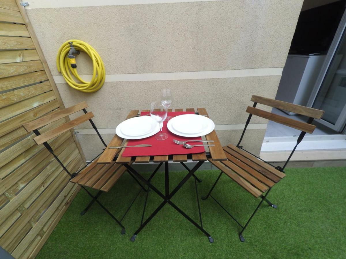 Espace Valrose Nizza Exterior foto